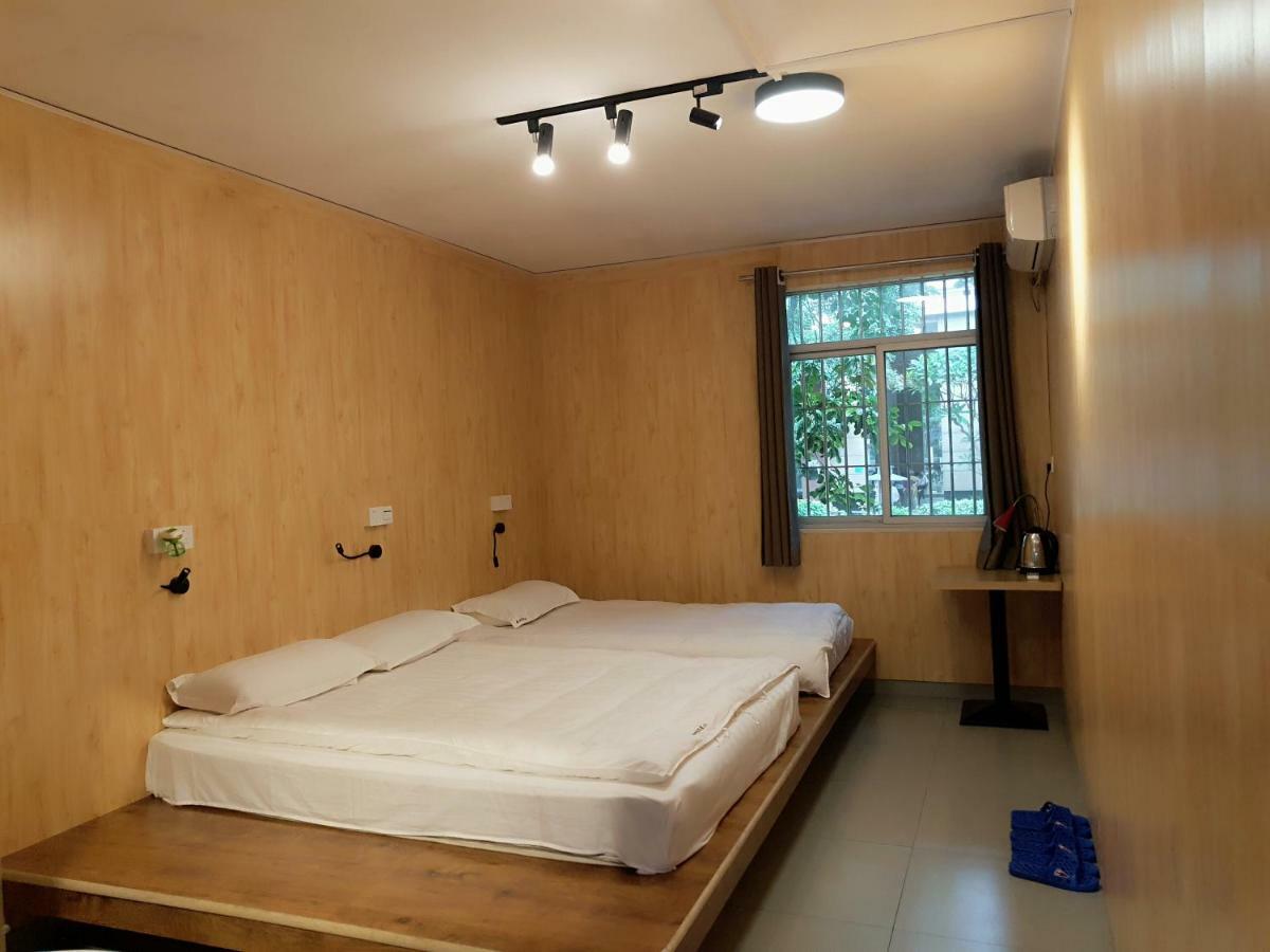 Dong Shan Gaga Hostel Гуанджоу Екстериор снимка