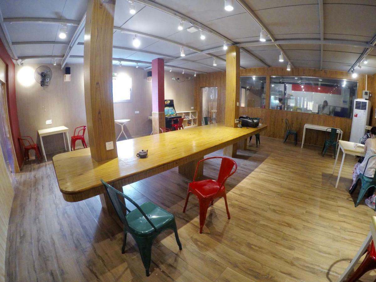 Dong Shan Gaga Hostel Гуанджоу Екстериор снимка